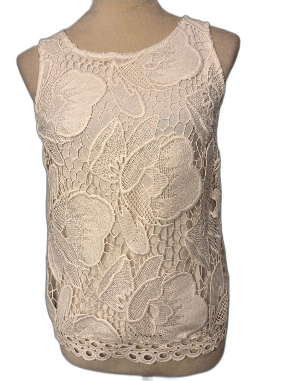 Merona White Floral Crochet Sleeveless top Size XS